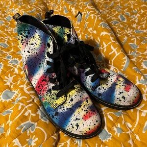 Doc martens size 8 women’s canvas boot